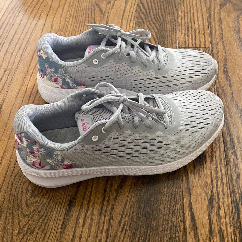 Women's UA Charged Pursuit 2 SE HS Running Shoes